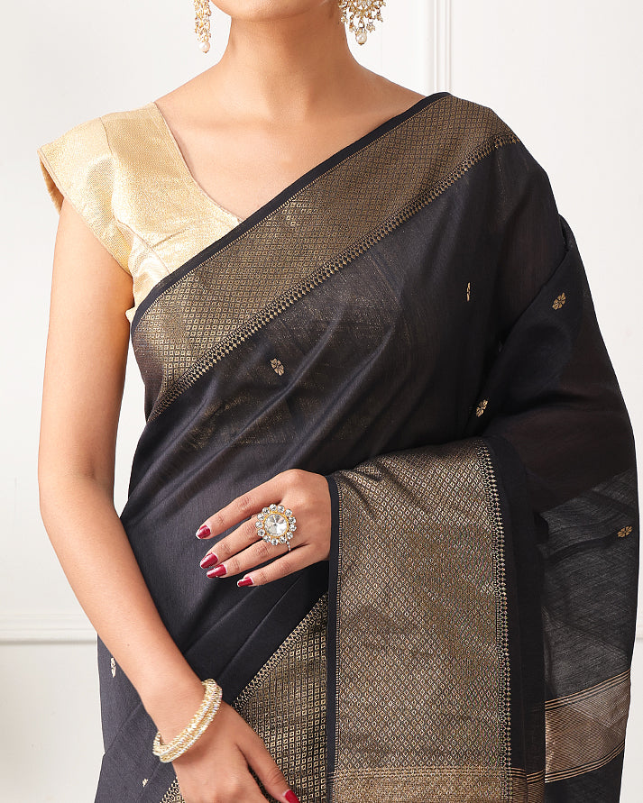 Surmeh Maheshwari Silk Saree with Zari Border and Pallu