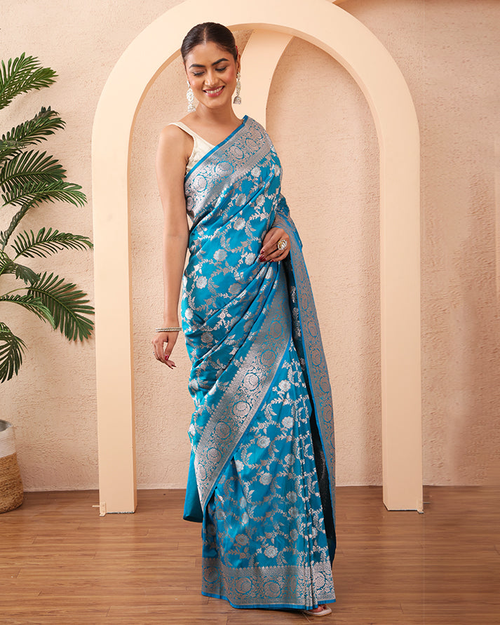Firoozeh Mushroo Silk Banarasi saree with Unstiched Blouse