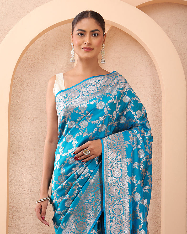 Firoozeh Mushroo Silk Banarasi saree with Unstiched Blouse