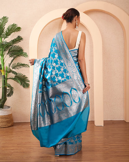 Firoozeh Mushroo Silk Banarasi saree with Unstiched Blouse