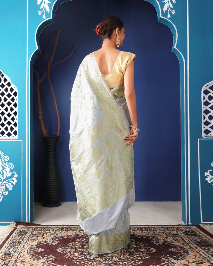 Shiri Mushroo Silk Banarasi saree with Unstiched Blouse