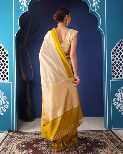 Kafoori Banarasi Silk Saree with Meenakari Border and Zari Pallu with Unstiched Blouse