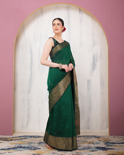 Zarrin Maheshwari Silk Saree with Zari Border and Pallu