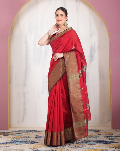 Manik Maheshwari Silk Saree with Zari Border and Pallu with Unstiched Blouse