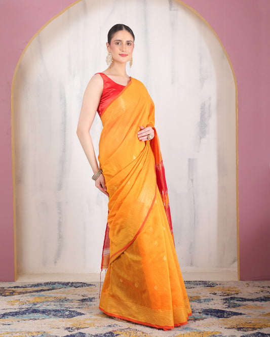 Aruna Maheshwari Silk Saree with Zari Border and Pallu with Unstiched Blouse