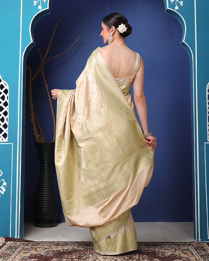 Mukta Mushroo Silk Banarasi Saree with Unstiched Blouse