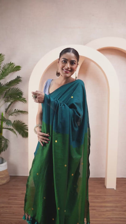 Vamika Khadi Cotton Bengal Saree With Stars and Unstiched Blouse